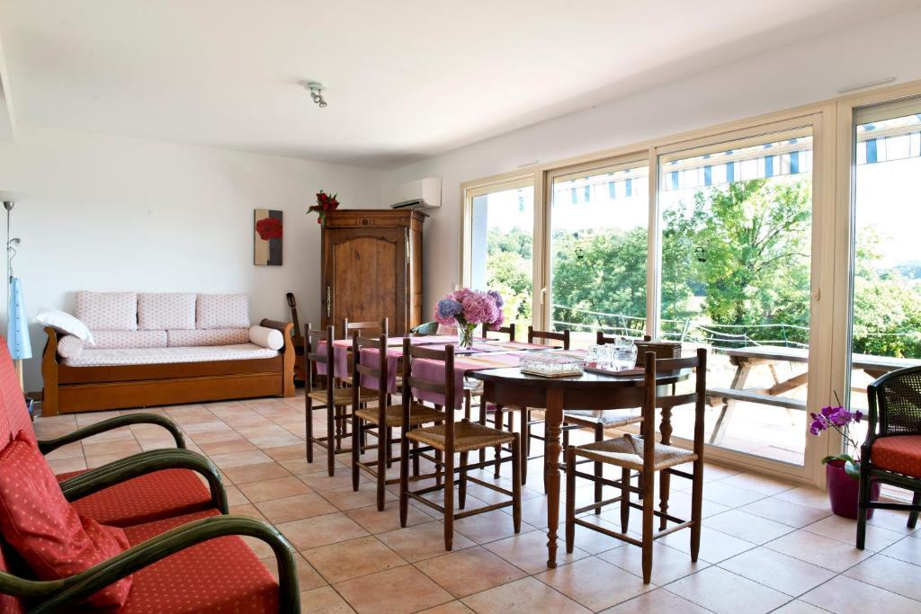 Chambres D'Hotes Relais Milord Estialescq Exterior photo